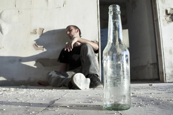 Спляча алкоголіка — стокове фото