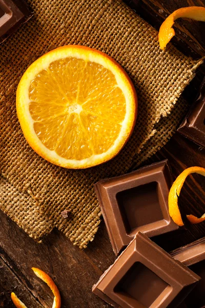 Laranja e Chocolate — Fotografia de Stock