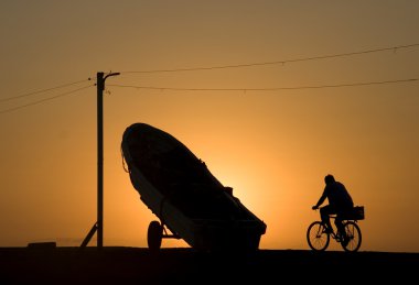 gün batımında Silhouettes