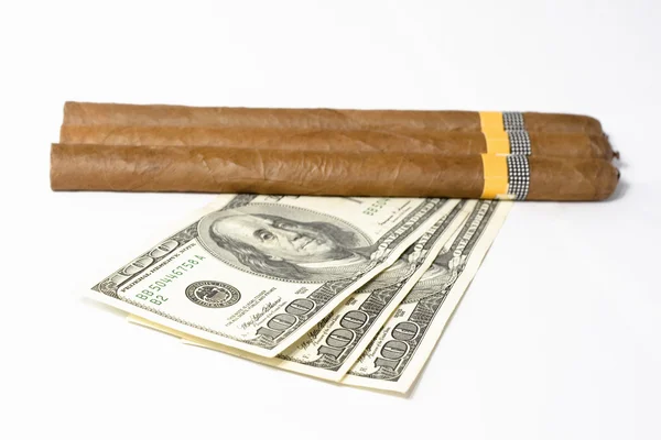 Tabaco cubano, dólares americanos — Fotografia de Stock