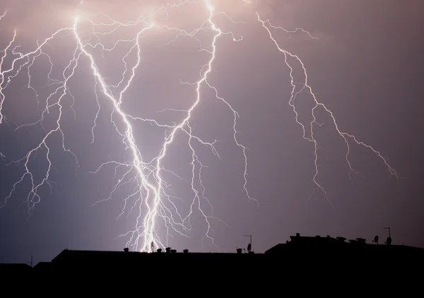 stock image Detailed lightning bolt from cloud-to-ground