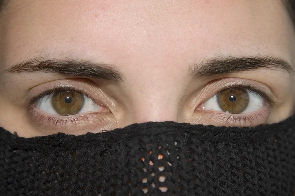 stock image The eyes of a girl with black headscarf, in Arab style