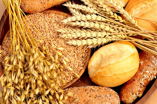 Pane e cereali Immagine Stock