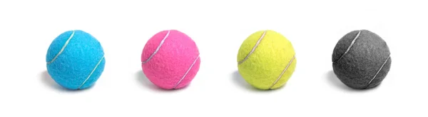 Färgade tennisbollar — Stockfoto