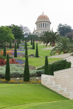 Hayfa 'daki Bahai tapınağı.