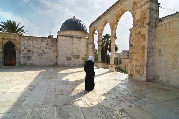 Inside the yard of the Dome of the rock — Stock Photo, Image