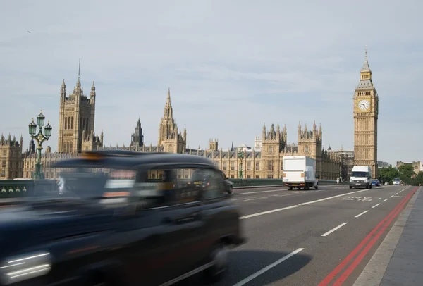 Tráfico en Londres —  Fotos de Stock