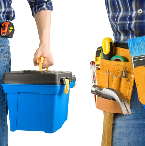 Homem e caixa de ferramentas com cinto isolado em branco — Fotografia de Stock