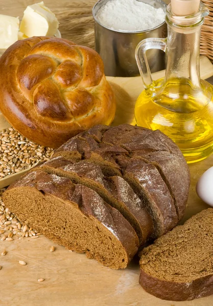 Bakkerijproducten en graan — Stockfoto
