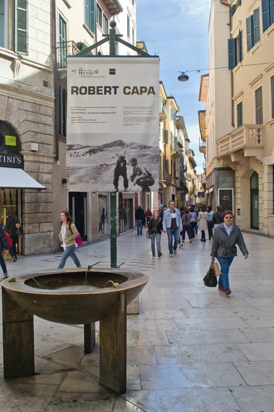 Robert capa in verona — Stock Photo, Image
