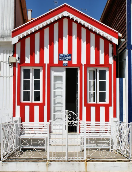 Typowe domy Costa Nova — Zdjęcie stockowe