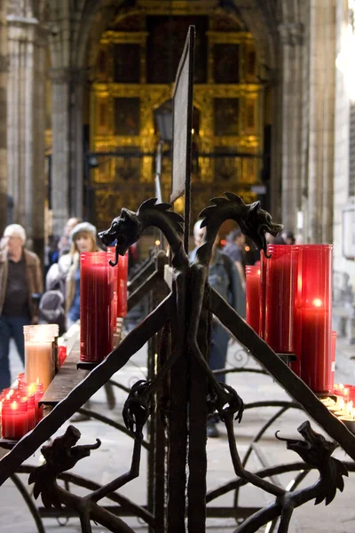 Свічки в собор — стокове фото