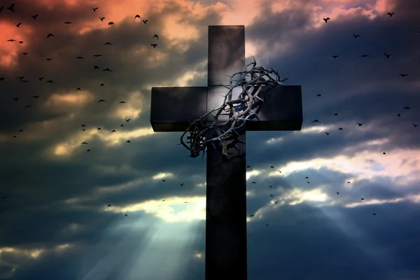 Cross crown and thorns — Stock Photo, Image