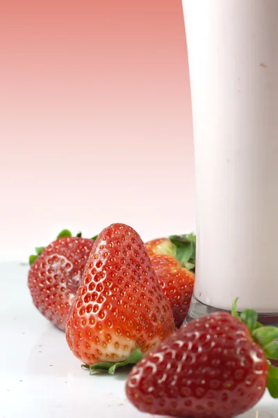 Batido de leche de fresa — Foto de Stock