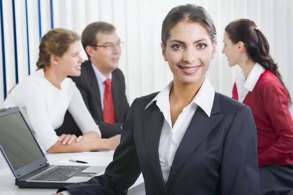 Mujer confiada —  Fotos de Stock