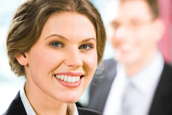 Mujer de negocios sonriente —  Fotos de Stock