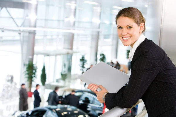 Woman in car center — Stock Photo, Image