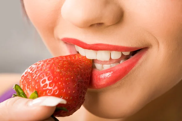 Sweet strawberry — Stock Photo, Image