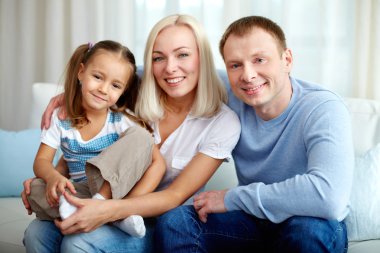 Üç aile