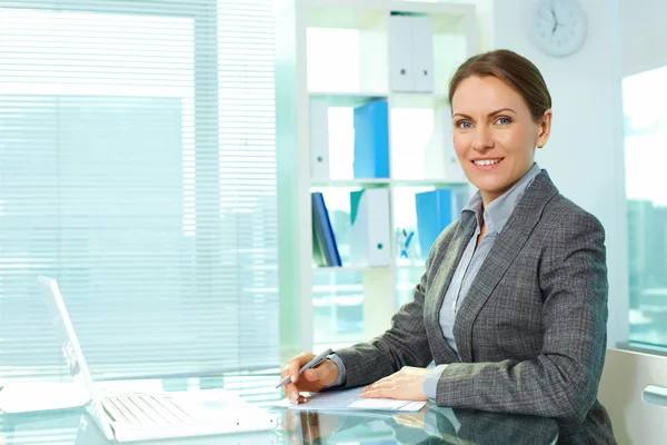 Zakelijke werkplek — Stockfoto