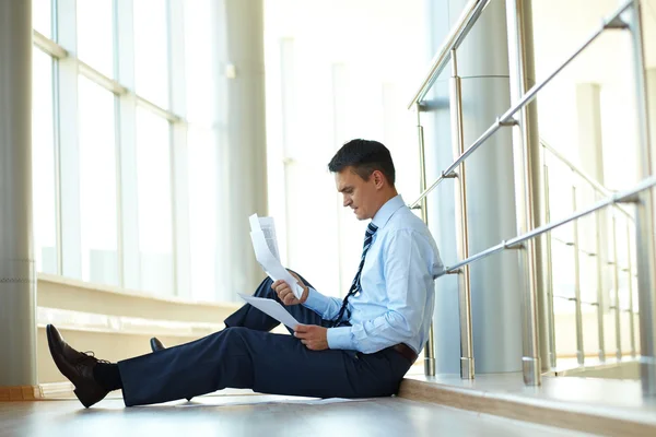 Hombre de negocios nervioso — Foto de Stock