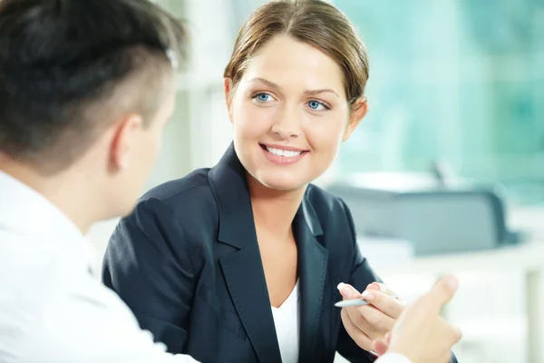 Interacción femenina — Foto de Stock