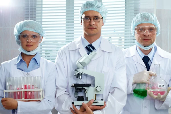 Serious scientists — Stock Photo, Image