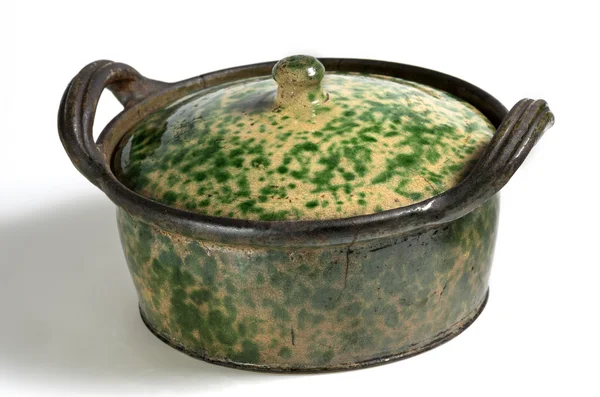 Pot en céramique avec couvercle émaillé brun et vert — Photo