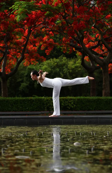Yoga-Balance — Stockfoto