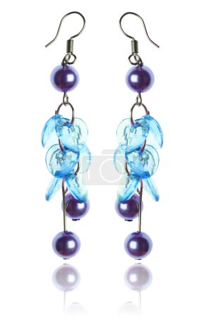 Bijoux et concept de mode avec boucles d'oreilles 