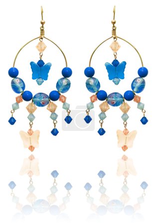 Bijoux et concept de mode avec boucles d'oreilles 