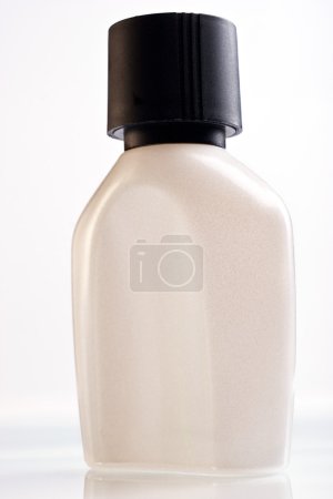 Bouteille de cosmétiques