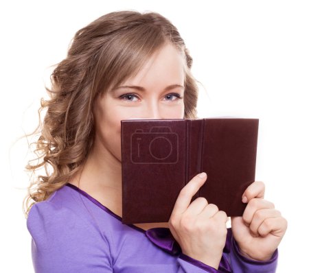 Femme avec un journal intime 