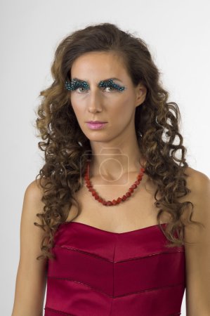 portrait d'une jeune belle femme
