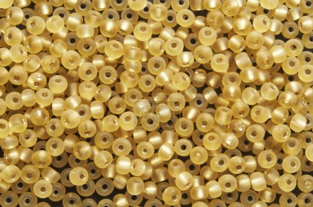 Perles jaunes 