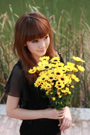 Une belle femme asiatique 