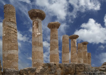 Restes d'un temple grec antique d'Héraclès, Agrigente, Sicile 