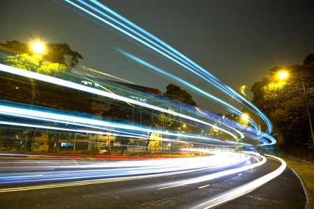 Autoroute la nuit 