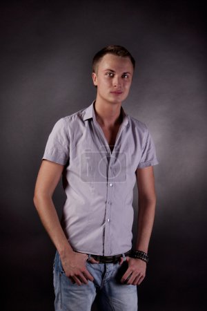Portrait d'un homme. gay 