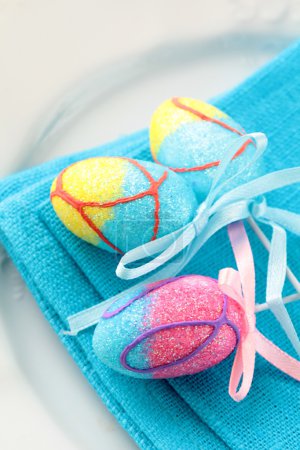 Cadre de place pour Pâques élégant et bleu 