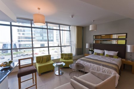 Intérieur de l'appartement moderne - chambre 