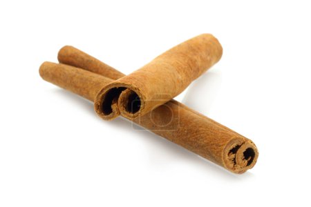 Deux bâtonnets de cannelle 