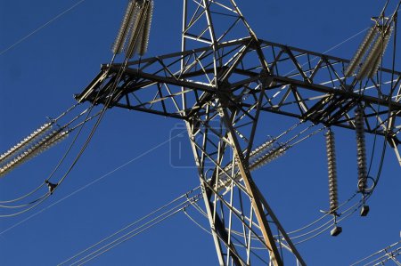 Détails d'une ligne haute tension 