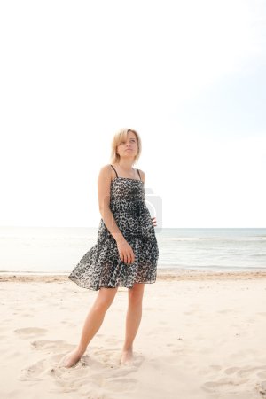 femme sur la plage