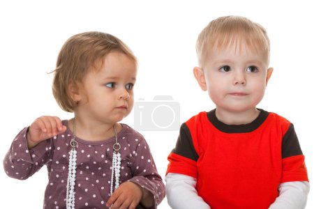 Deux tout-petits sympathiques 