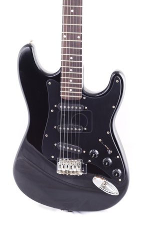 Guitare électrique noire sur fond blanc 