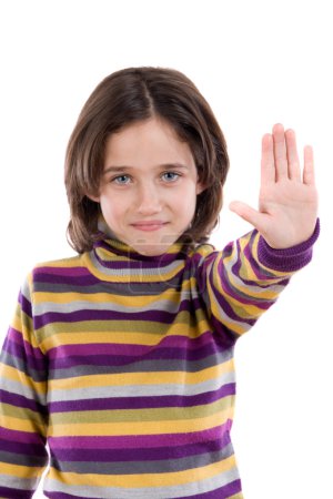 Belle fille disant stop avec sa main 