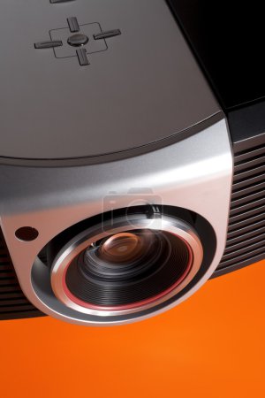 Projecteur de cinéma maison 