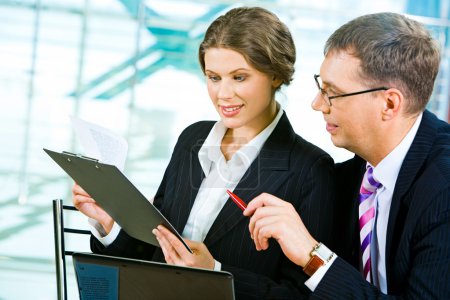 Discuter du plan d'affaires 